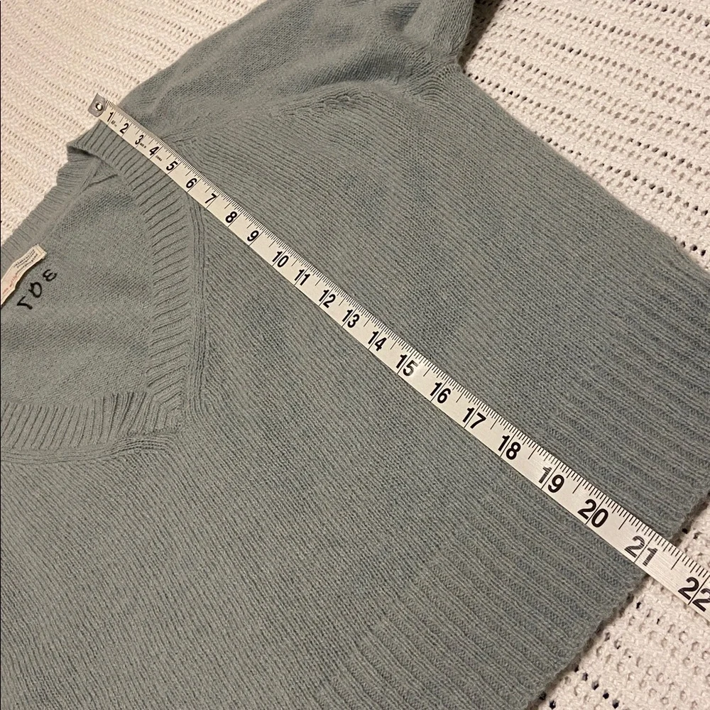 Odd Molly V Neck Baby Alpaca Soft Green with ruffle cuffs Designer Large (3) - Picture 12 of 12